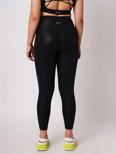 Tanya's Go To Black Essential Glossy Leggings – BODD ACTIVE