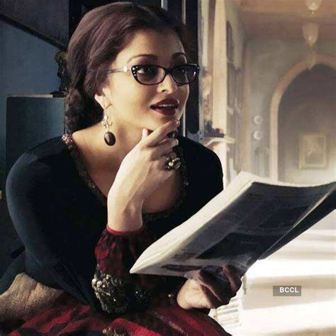 Aishwarya Rai wears Sabyasachi maxis, dark red lips, smoky eyes and ...