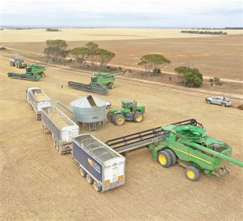Hodge Livestock Transport... - Hodge Livestock Transport