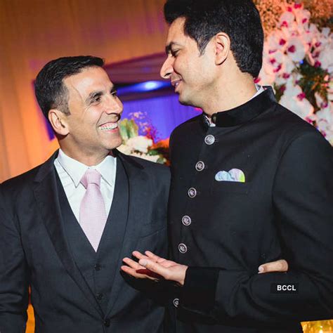 Akshay Kumar shares the first photo of Asin’s newborn baby girl- The ...