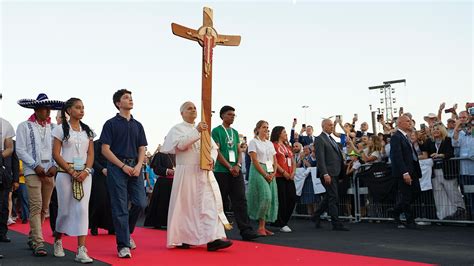 Pope Leo’s message to young people at Tor Vergata: "Aspire to great ...