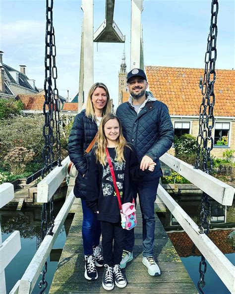 Nate Bargatze's Daughter: Everything the Emmys Host Has Said About Harper