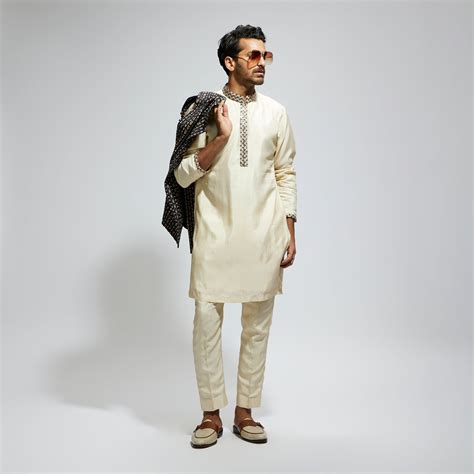 BEIGE SOLID KURTA WITH EMBELLISHED COLLAR AND KURTA PATTI – SVA Couture