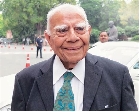 Harish Salve, who charged Re 1 in Kulbhushan Jadhav case, drives a ...