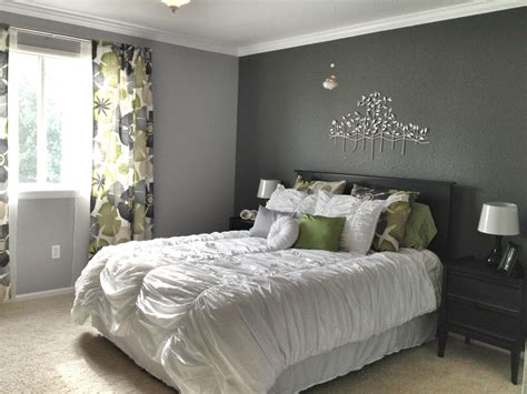 Gray Accent Wall Bedroom - BESTHOMISH