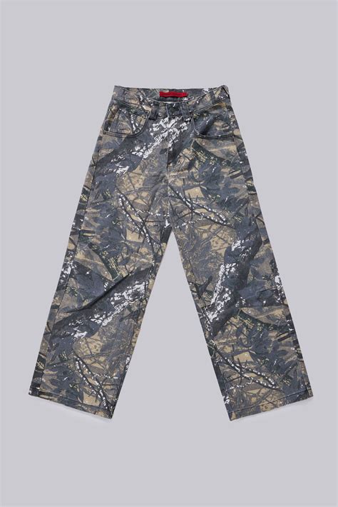 Forest Camo Colossus Jeans | Camo, High fashion street style, Womens ...
