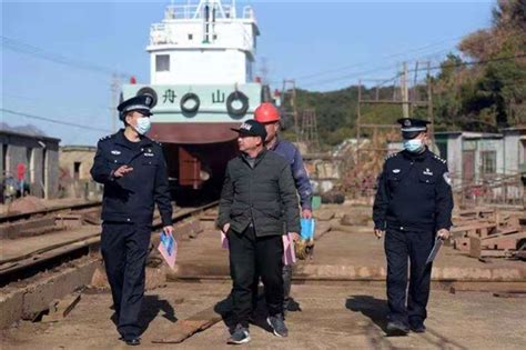 倡导“就地过年” 舟山警方推出服务保障留舟外来务工人员“十项措施”_杭州网