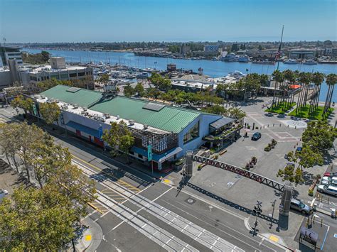 Restaurant, Happy Hour & Things to Do in Jack London Square
