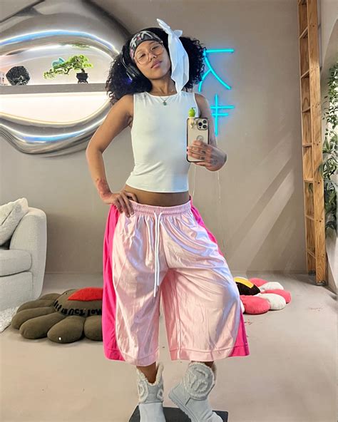 montreality | shhwaggg @sukiibaby | Instagram