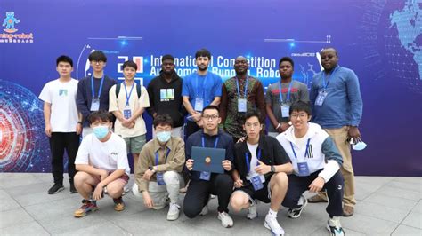 东南大学留学生团队在“首届来华留学生临床思维与技能竞赛”中喜获佳绩