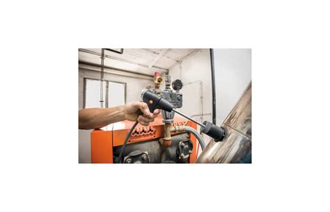 testo 330i flue gas analyzer for official acceptance test measurements