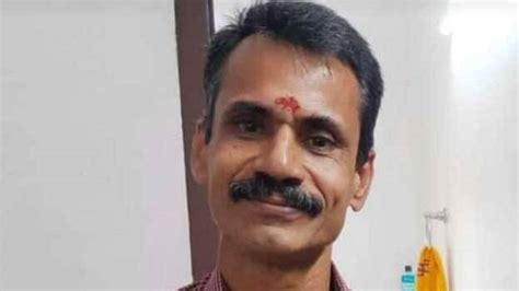 Part time sweeper found hanging in court room in Alappuzha - KERALA ...