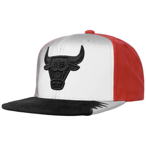 Chicago Bulls NBA Cap by Mitchell & Ness - 42,95