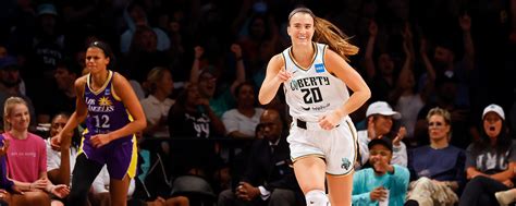 Anthony Davis Twin Sister