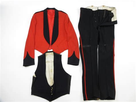 CANADIAN MILITARY MESS DRESS UNIFORM LOT