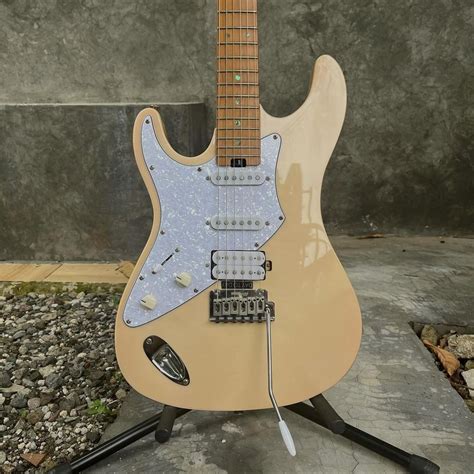 Aria Pro II Fullerton inspired by Fender Jimmy Hendrix n squier ibanez ...