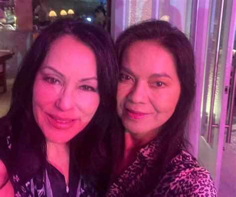 Maria Isabel Lopez reunites with beauty queen Lisa Lew