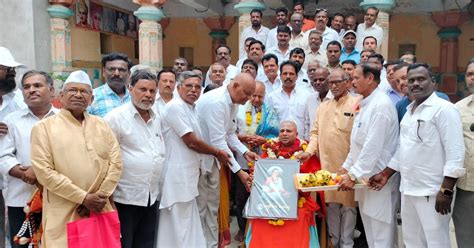 farewell to guru mathakal swamiji who went to dubai for basava jayanti ...