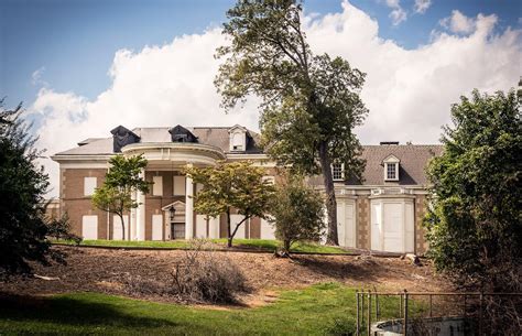 Derelict mansions that were left abandoned | lovemoney.com