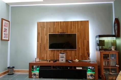 15 Brilliant Ideas To Decorate The Wall Behind The TV at Home