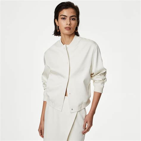 12 Types Of Jackets For Women | LBB