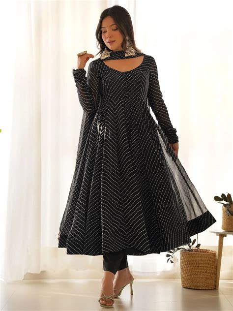 ⚡️Buy Magnetic Black Laheriya Printed Georgette Event Wear Anarkali ...