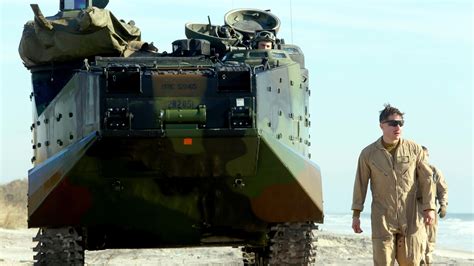 AAV Marines hit the water > United States Marine Corps Flagship > News ...