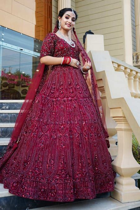 Buy Maroon Net Embroidery Sweetheart Neck Floral Bridal Lehenga Set For ...