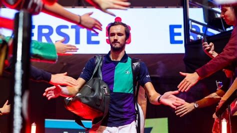 Medvedev marches into final with win over Dimitrov