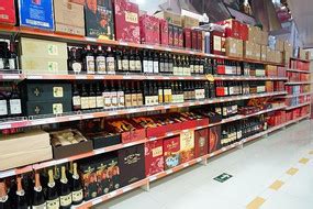 超市酒水货架高清图片下载_红动网