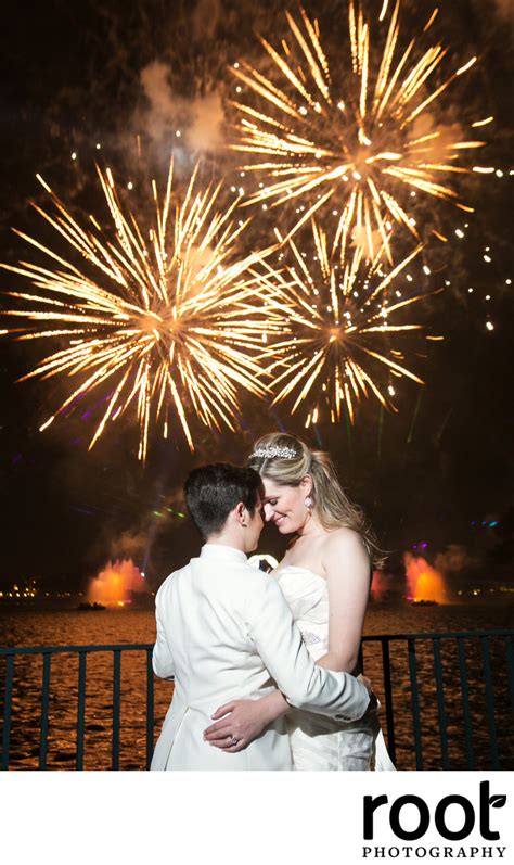 Epcot Illuminations Dessert Party - Root Photography - Weddings, engagements, families