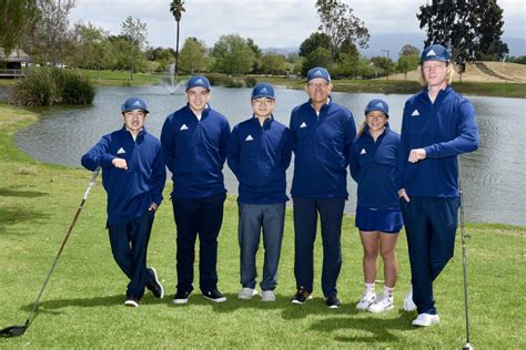 Varsity Golf | Linfield Athletics