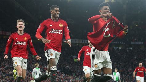 Man Utd 4 - 3 Liverpool - Match Report & Highlights