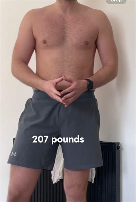 Advice on what to do going forwards? Bulk or cut? 27M 6ft3 207 pounds ...