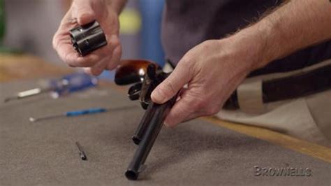 Revolver Disassembly 的图像结果