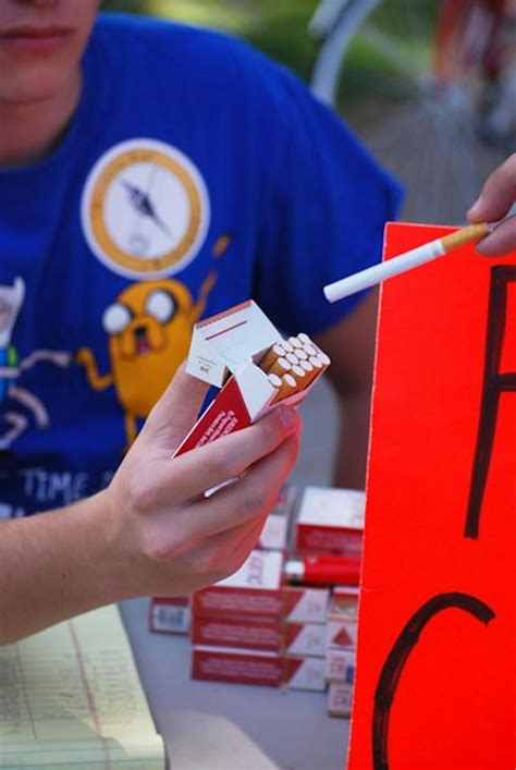 Students protest smoking ban - The Arizona State Press