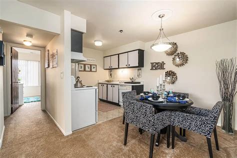 Westwood Village Apartments - Westland, MI 48185 | ApartmentGuide.com