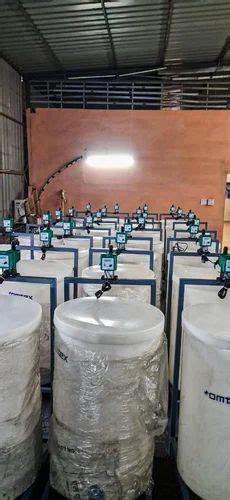 Dosing System - Hypo Dosing System Trader - Retailer from New Delhi