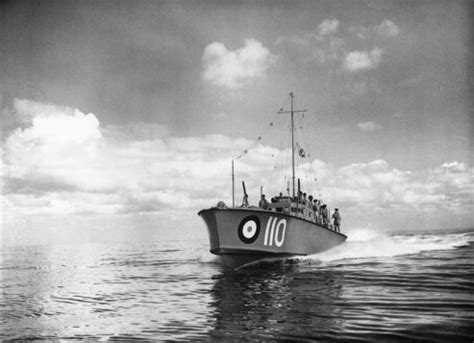 Fantastic News: RAF Seaplane Tender & Rescue Boat Renovated by Two ...