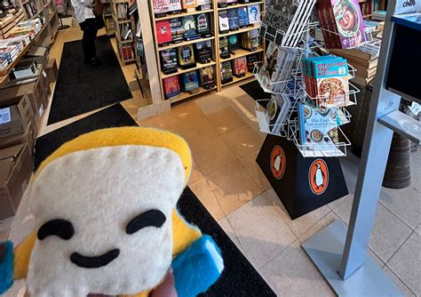 Local Bookstore 的图像结果