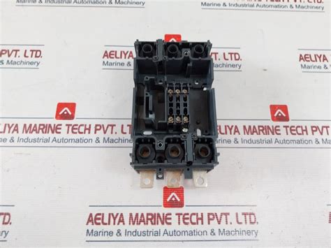 Schneider Electric Lv429266 3 Pole Plug-in Base Nsx100-250 – Aeliya Marine