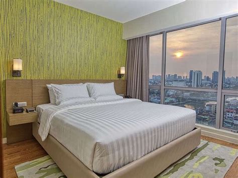 Our little city escape - Review of Novotel Suites Manila at Acqua ...