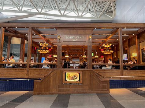 Greenwich Lounge JFK Review: Your 2025 Guide