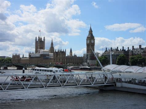 YMCA INDIAN STUDENT HOSTEL (London) - Hostel Reviews & Photos - Tripadvisor