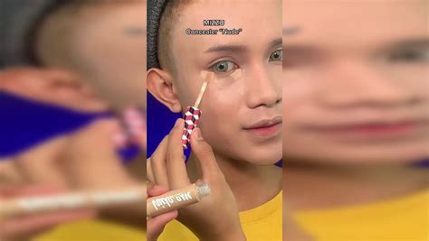 Viral video: Makeup artist turns into Kareena Kapoor in a stunning ...