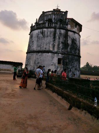 Fort Aguada Lighthouse (Bardez) - All You Need to Know Before You Go ...