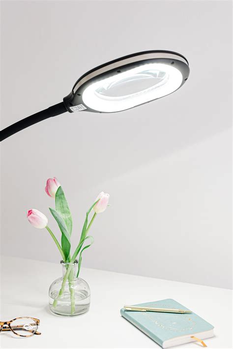 N4525 and N4526 3-in-1 Floor Standing Magnifier