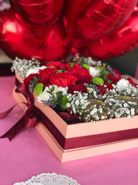 Classic Grande - Valentine Wild Mix 'N Cake – The Flower Company