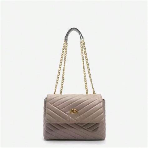 The New 2025 Stylish And Versatile Handbag Is A High-End And Versatile ...