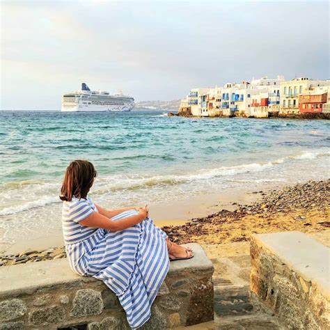 WHEN IS THE BEST TIME TO VISIT MYKONOS | Diana's Healthy Living